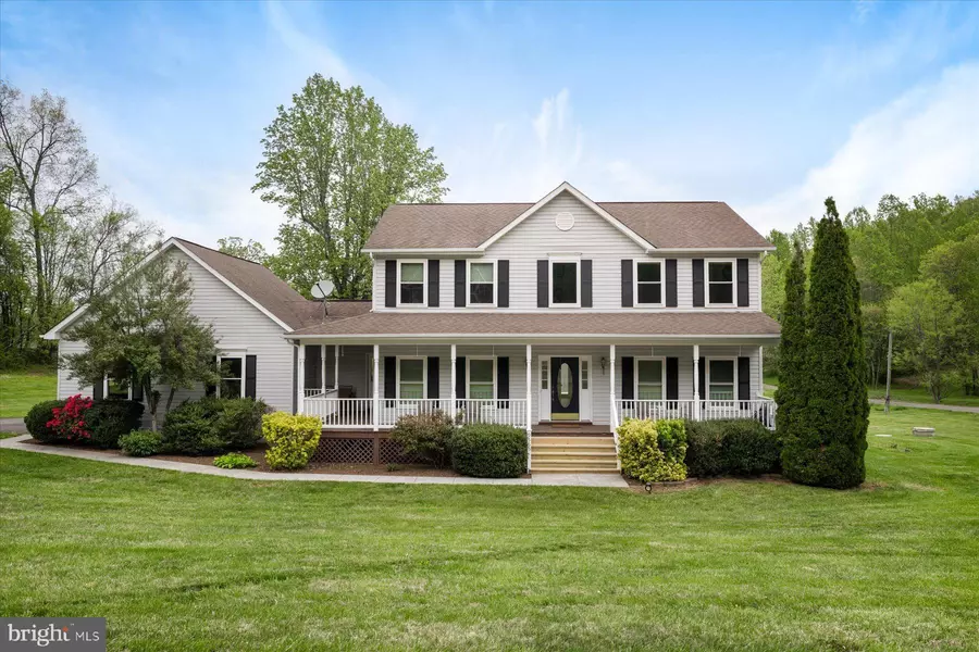 9563 ELIHU HILL RD, Marshall, VA 20115