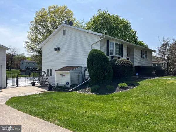 Hummelstown, PA 17036,11 ARDMORE DR