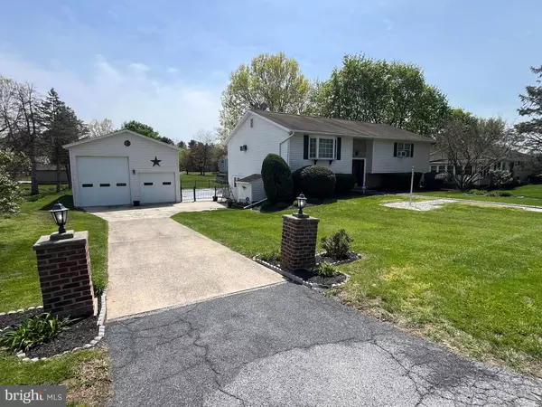 Hummelstown, PA 17036,11 ARDMORE DR