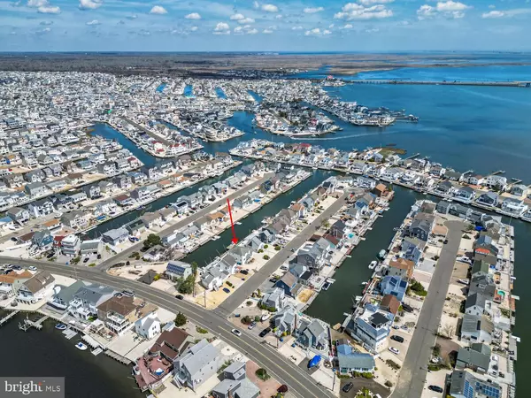 Stafford Township, NJ 08050,12 PEGGY LN