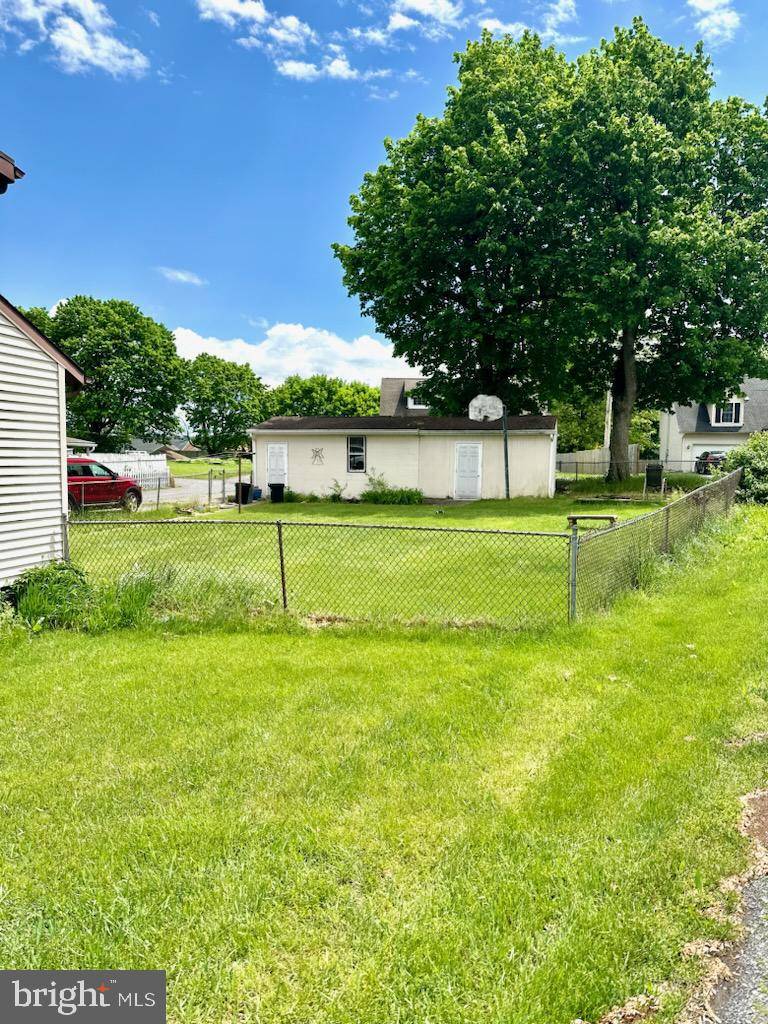 Chambersburg, PA 17201,796 CLEVELAND AVENUE
