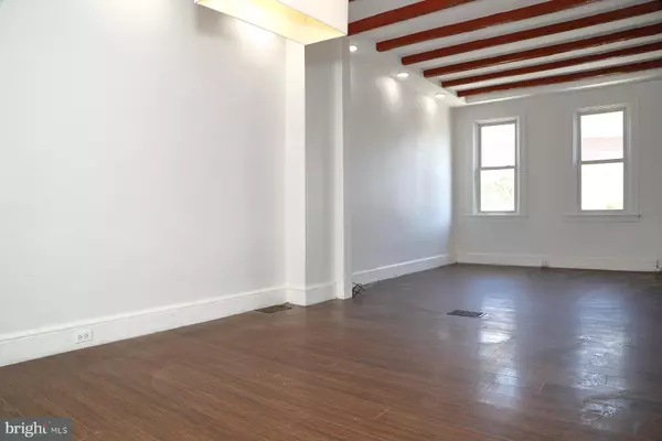 Lancaster, PA 17603,742 S QUEEN ST