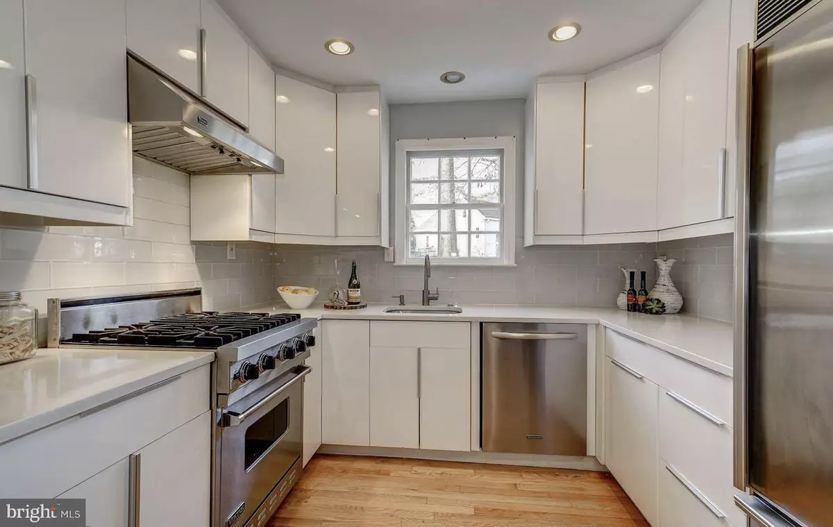 Arlington, VA 22205,1628 N HARRISON ST