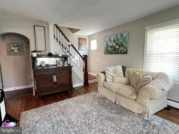Chambersburg, PA 17201,521 WAYNE AVE
