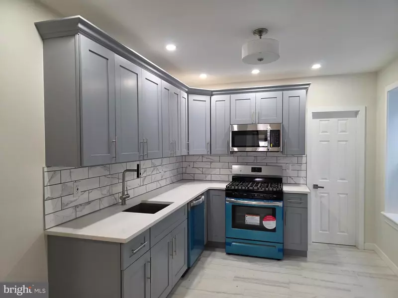 1714 N TANEY ST, Philadelphia, PA 19121