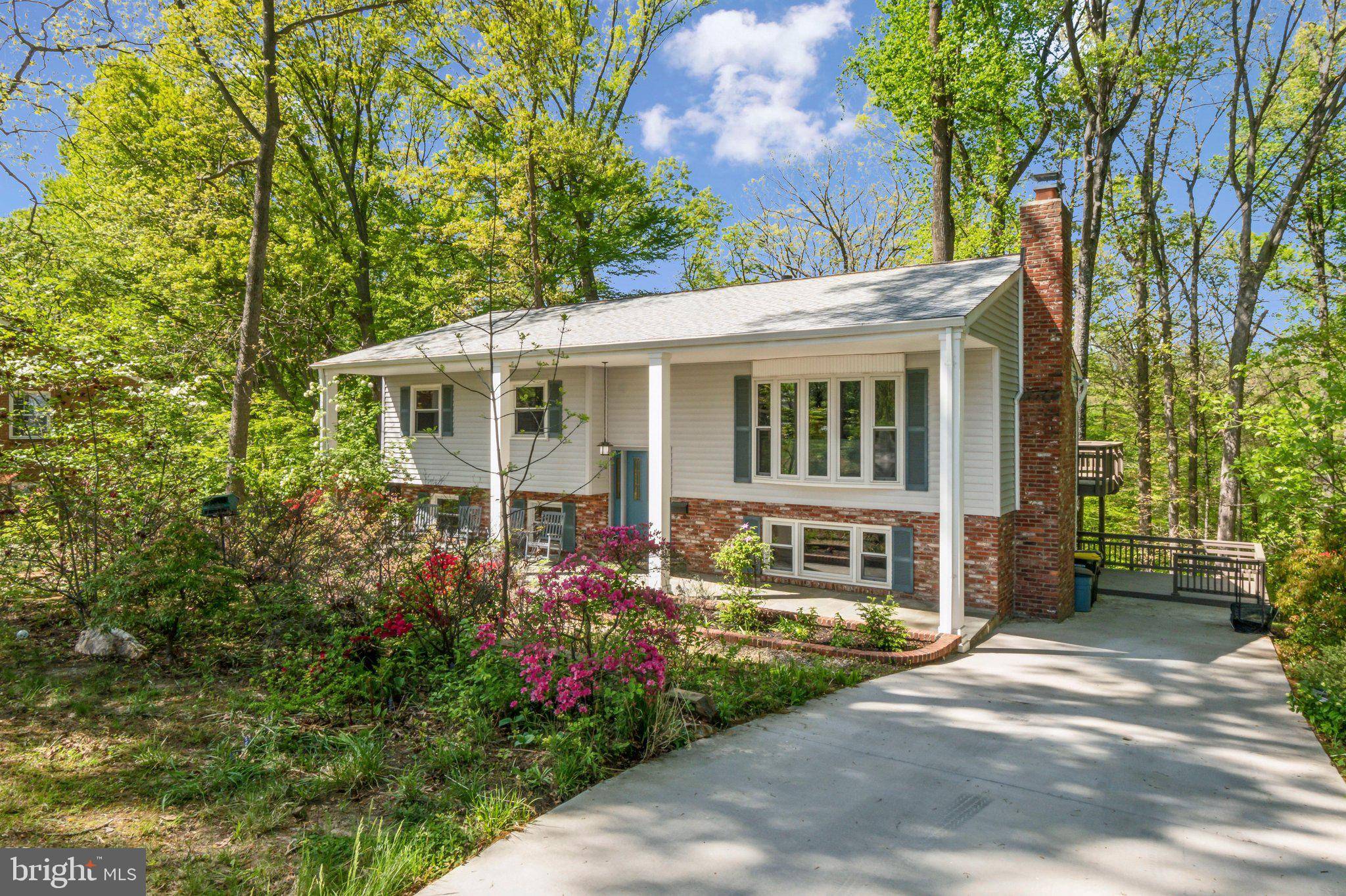 7116 DALHOUSE ST, Springfield, VA 22151
