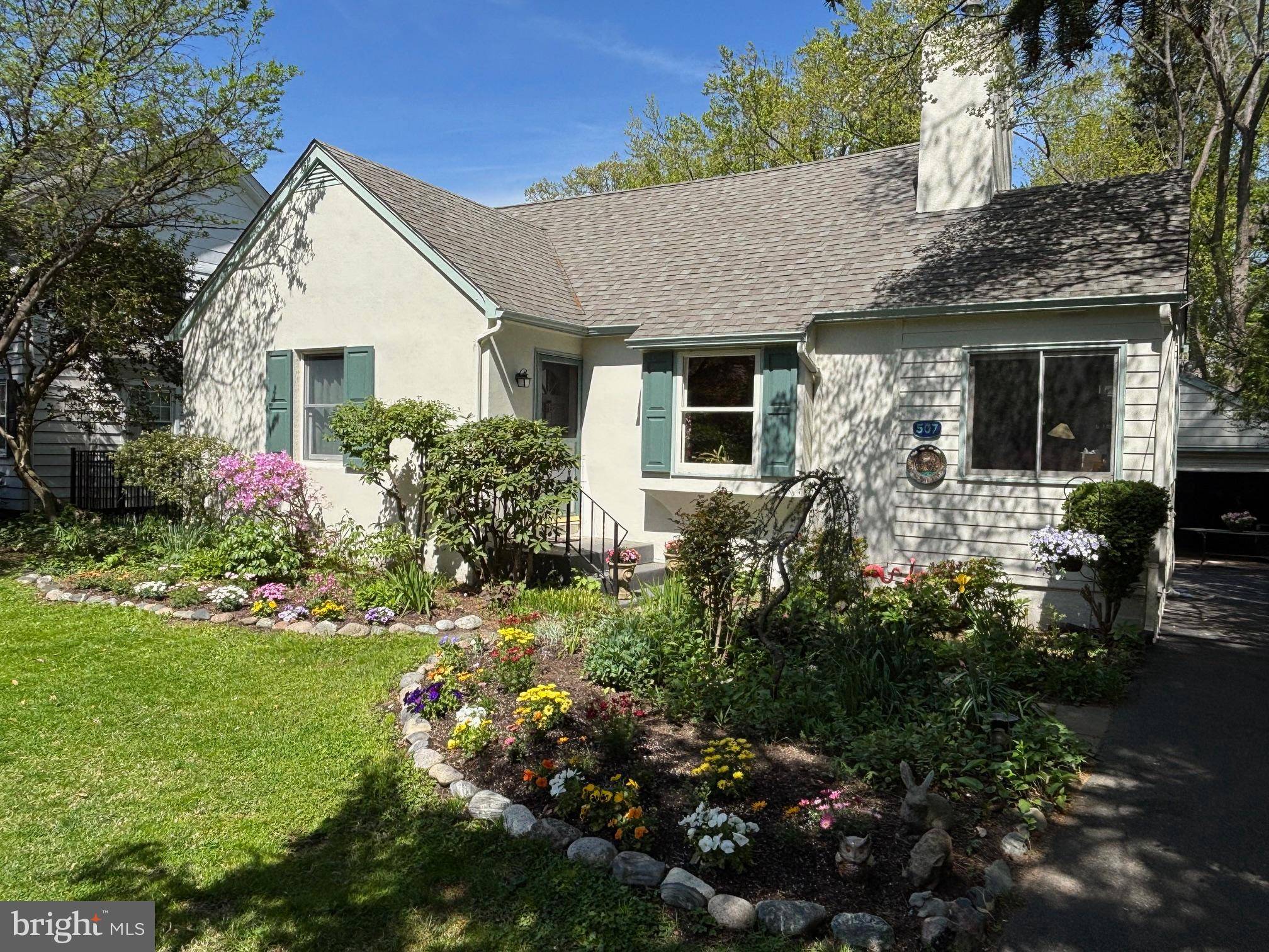 Moorestown, NJ 08057,507 E 2ND ST
