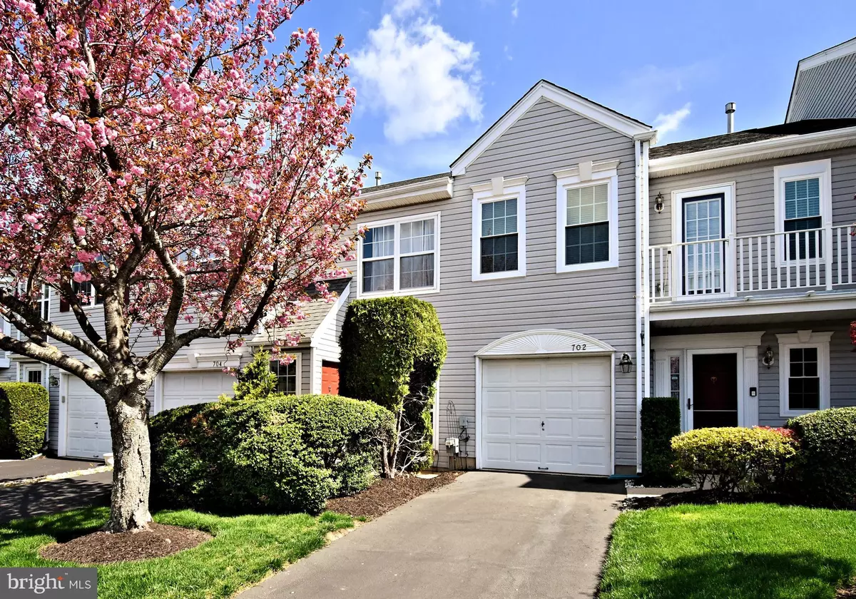 North Wales, PA 19454,702 SANTA ANITA DR