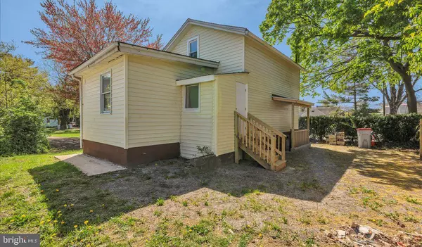 Vineland, NJ 08360,204 N EIGHTH ST