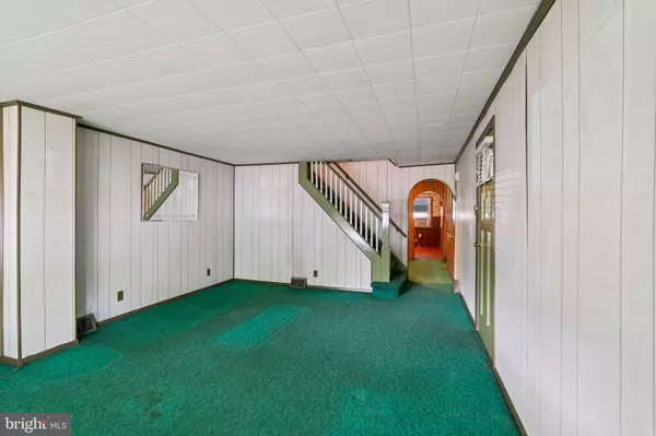 Burlington, NJ 08016,424 HULME ST