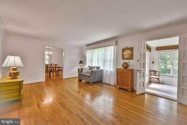 Chevy Chase, MD 20815,5504 PARK ST