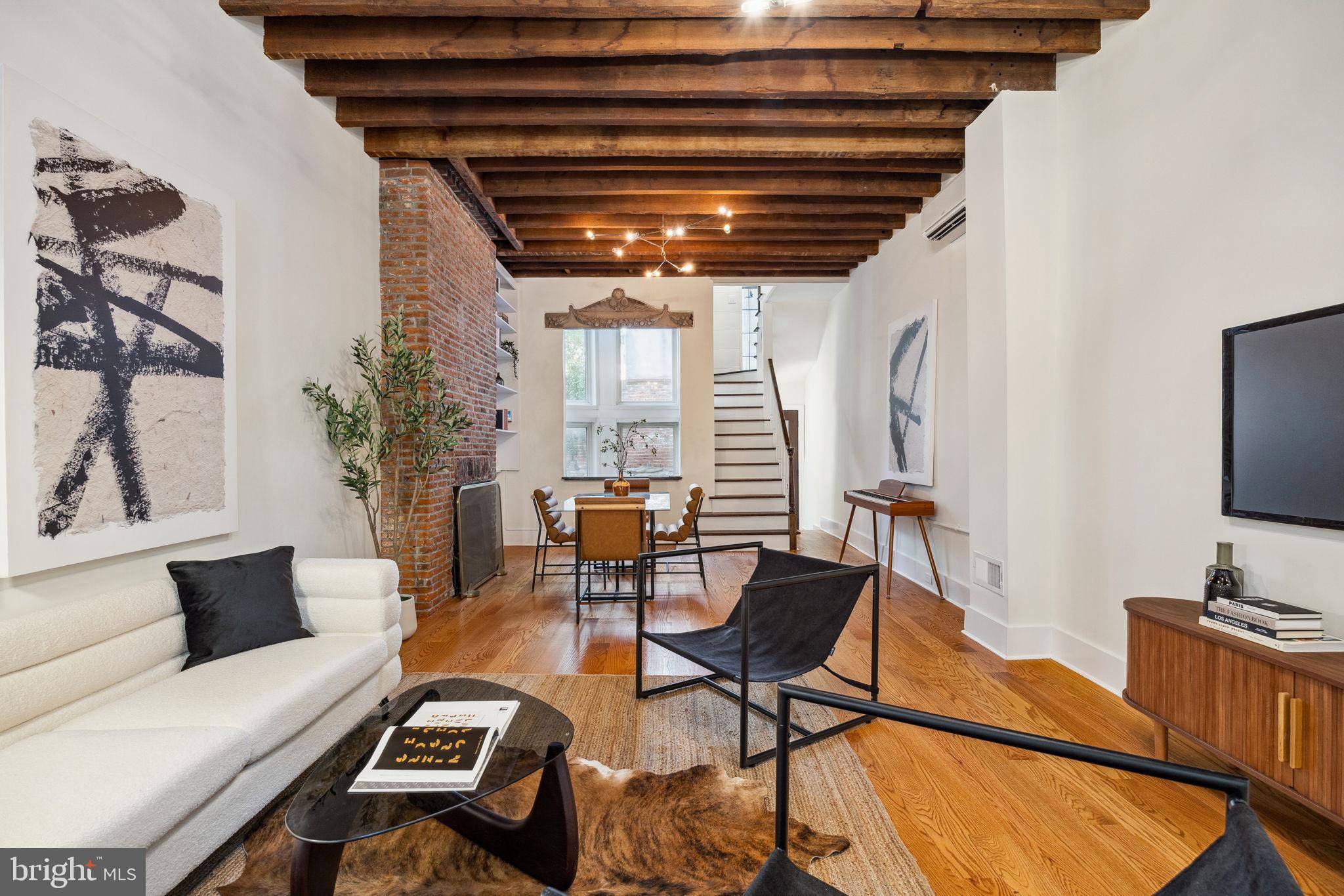 Philadelphia, PA 19106,304 S PHILIP ST