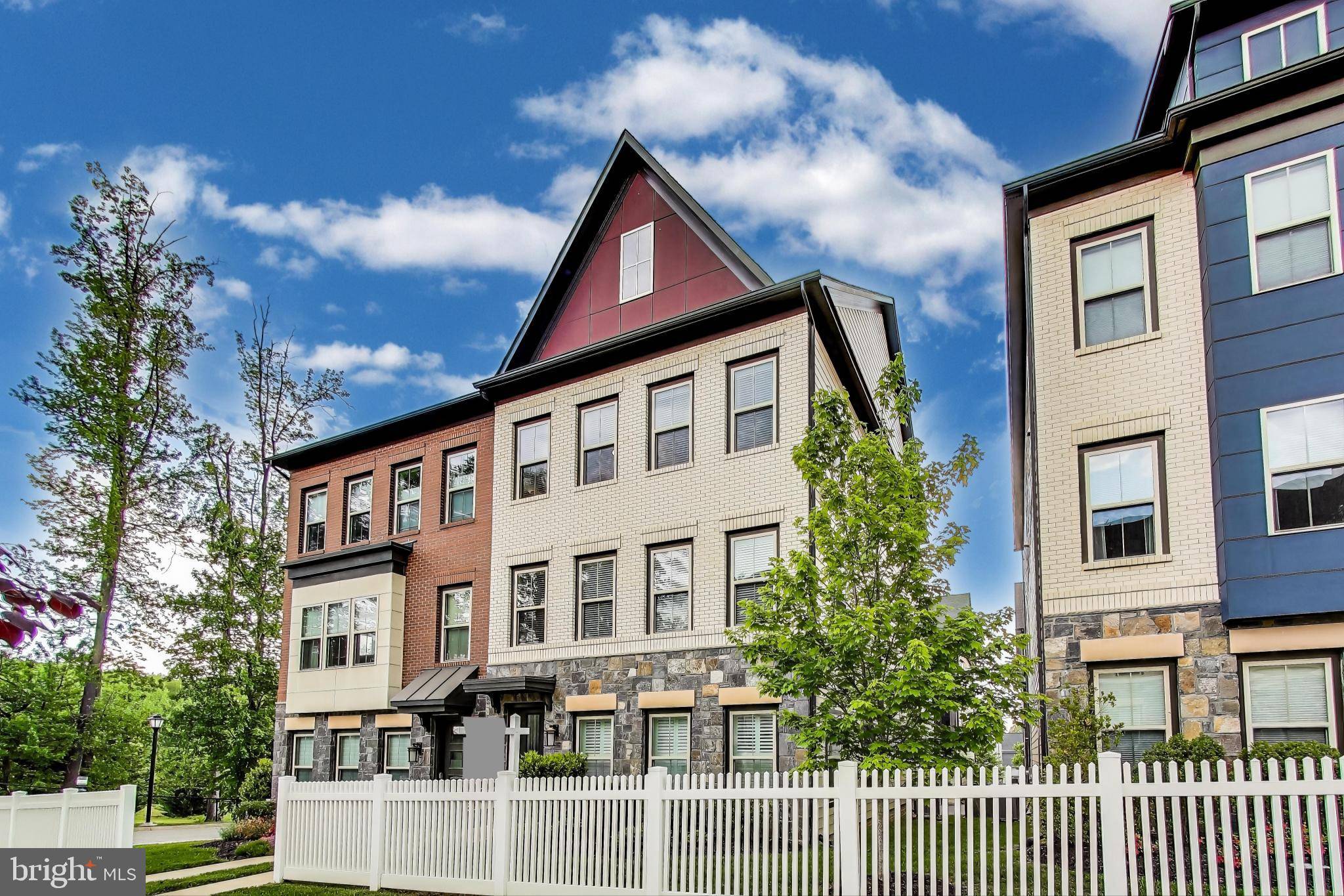 Alexandria, VA 22315,6103 OLIVET DR