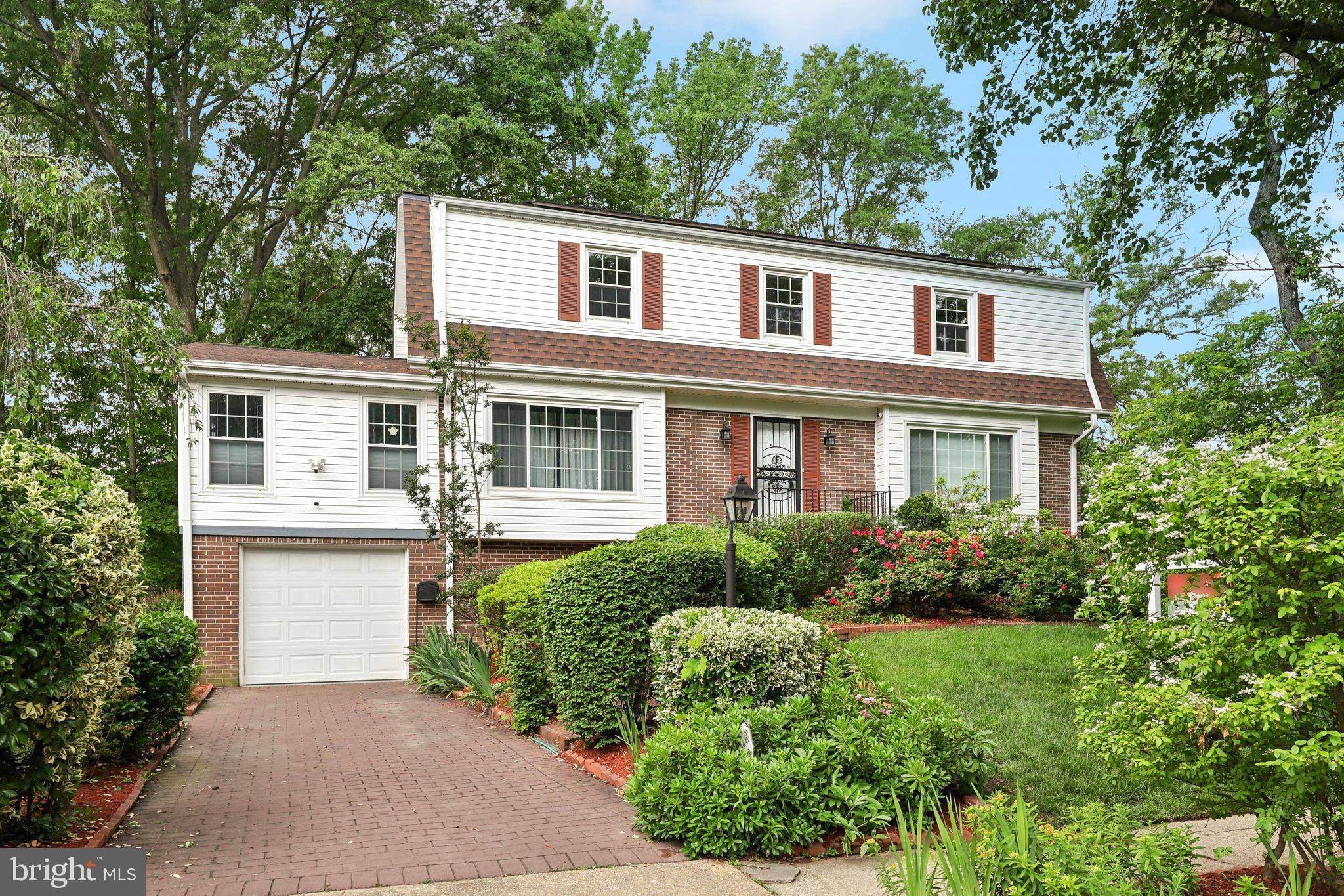 Alexandria, VA 22309,8600 GATESHEAD RD