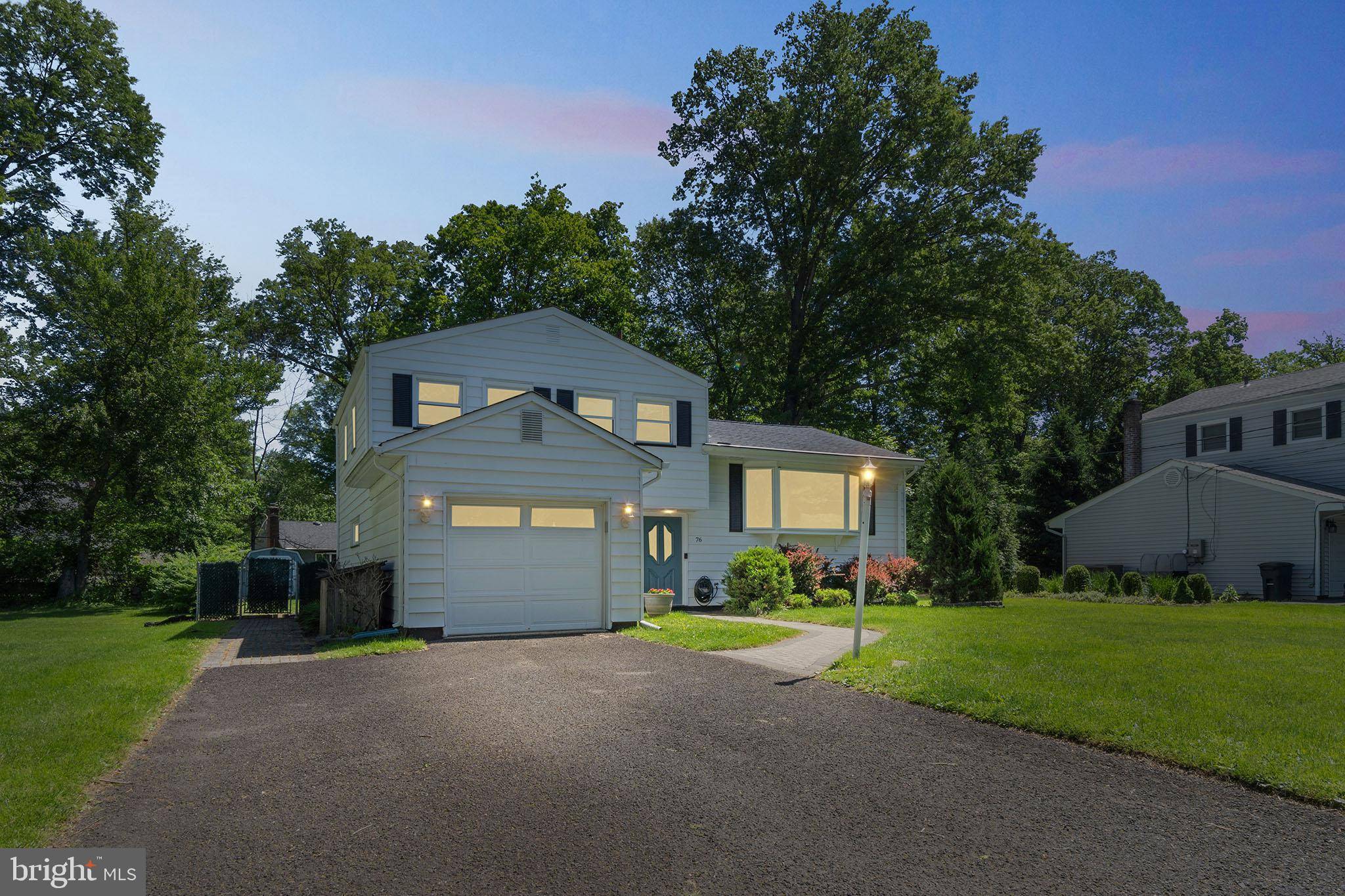 Berkeley Heights, NJ 07922,76 BRIARWOOD DR E