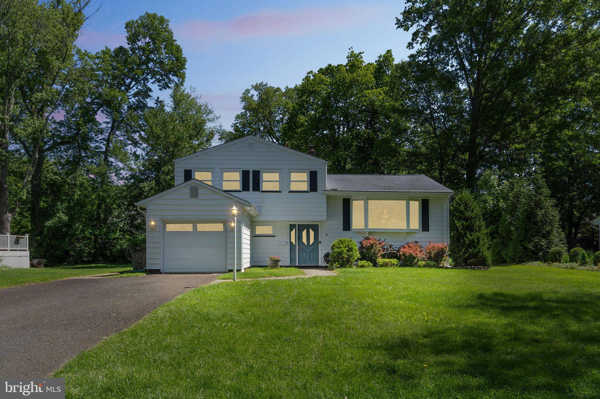 Berkeley Heights, NJ 07922,76 BRIARWOOD DR E