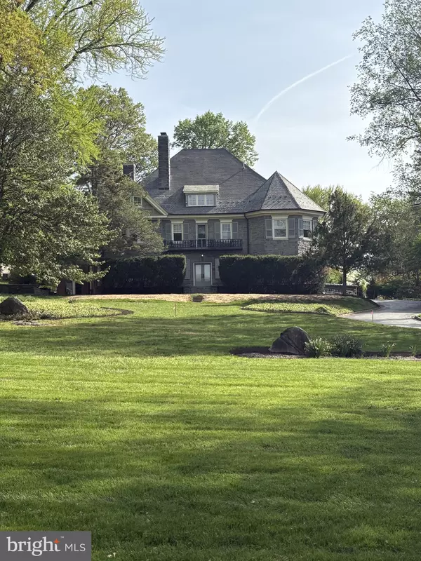 2203 N GRANT AVE, Wilmington, DE 19806