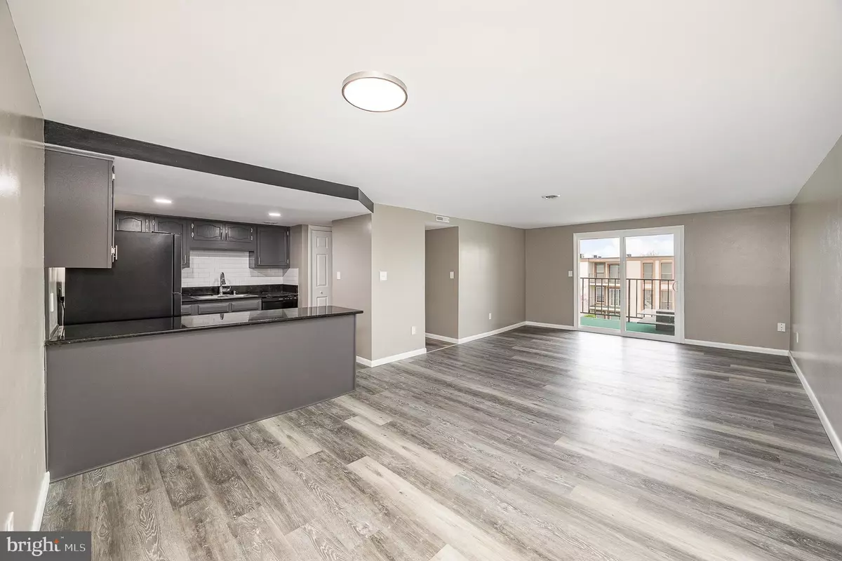 Carlisle, PA 17013,1422 BRADLEY DR. 311-C BRADLEY DR