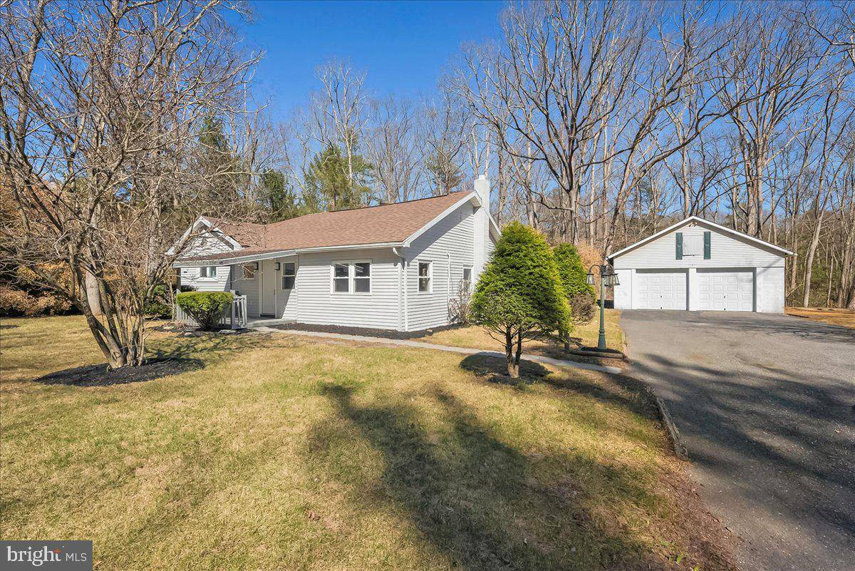 Kunkletown, PA 18058,696 BURGER HOLLOW RD