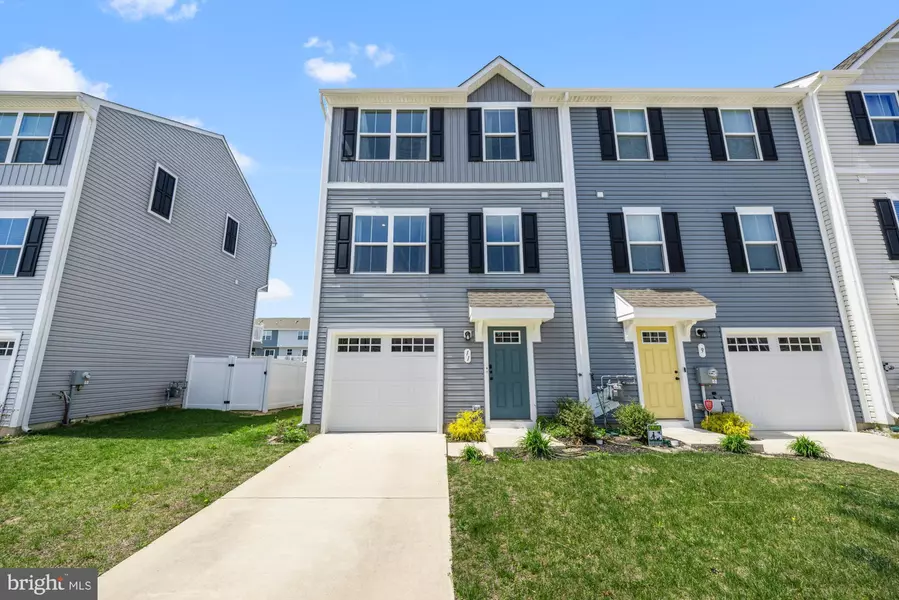 11 MULBERRY LN, Clementon, NJ 08021