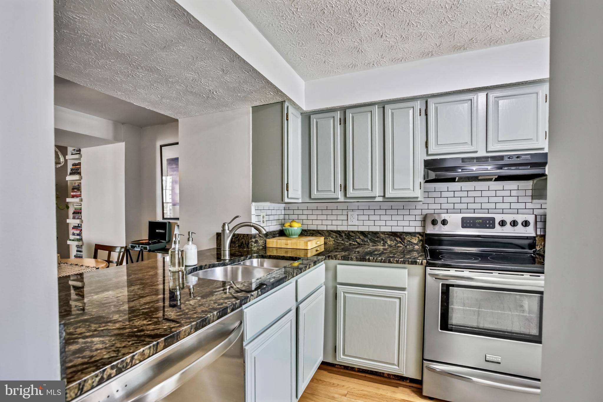 Reston, VA 20194,1675 POPLAR GROVE DR