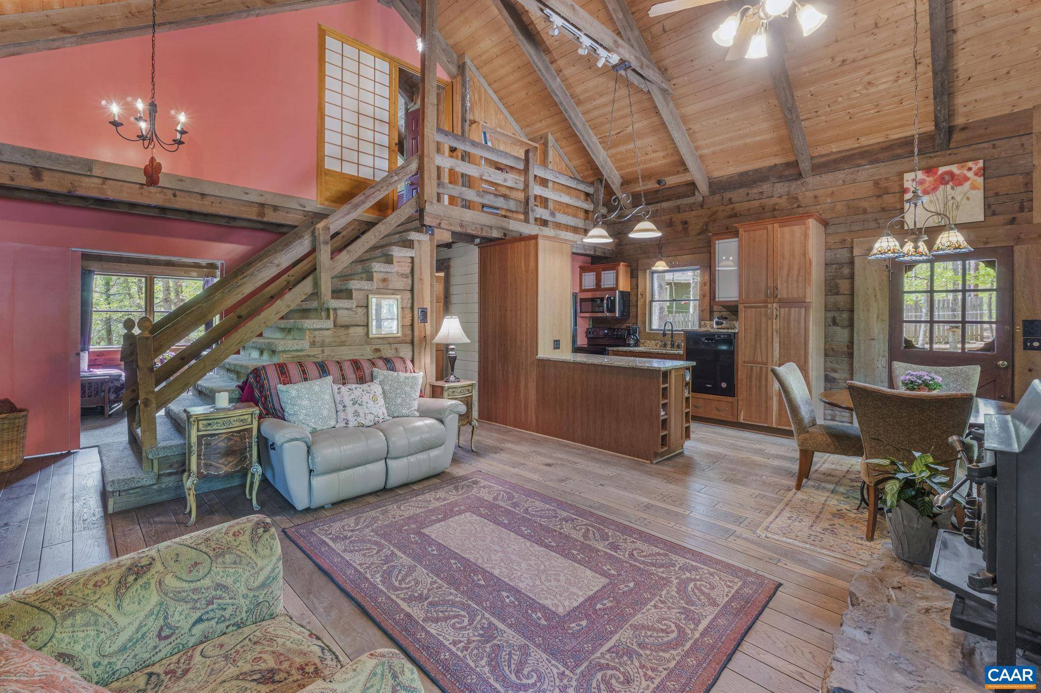 Palmyra, VA 22963,711 JEFFERSON DR