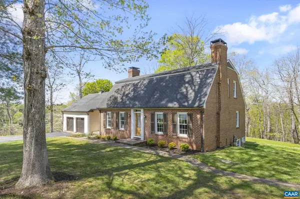 Charlottesville, VA 22901,330 CARRSBROOK DR