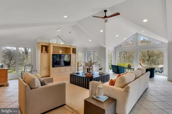 Potomac, MD 20854,12212 DREWS CT