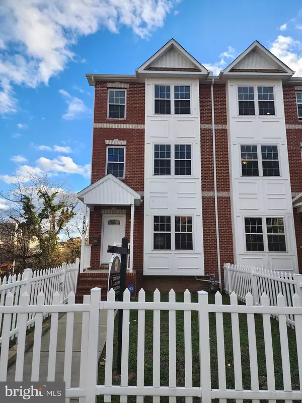 Baltimore, MD 21213,1517 E CHASE ST