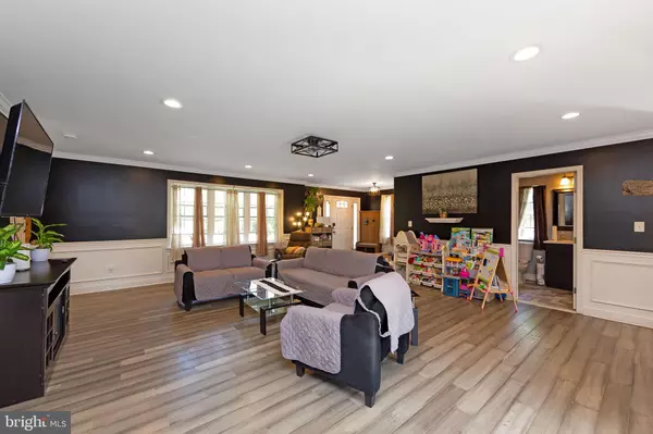 Bensalem, PA 19020,1334 CORNWELLS AVE