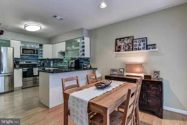 Olney, MD 20832,18011 GOLDEN SPRING CT #228