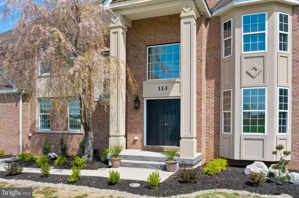 Cream Ridge, NJ 08514,113 HOLMES MILL