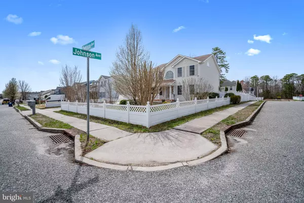 Absecon, NJ 08205,451 DAMSON AVE