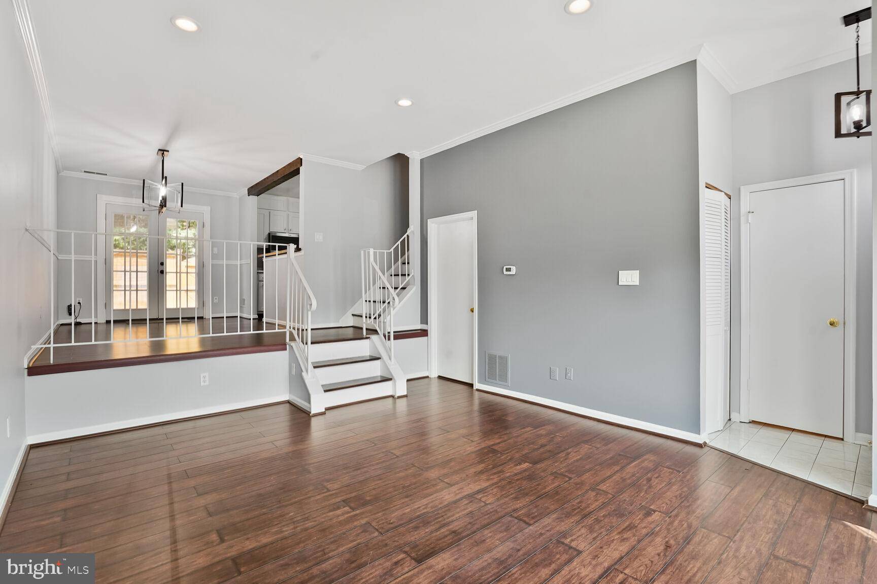 Springfield, VA 22152,6033 SWEET DALE CT