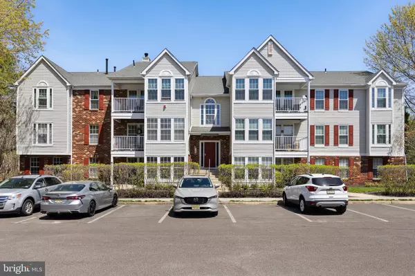 Marlton, NJ 08053,46 INVERNESS CIR