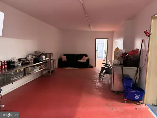 Philadelphia, PA 19121,2108-10 RIDGE AVE