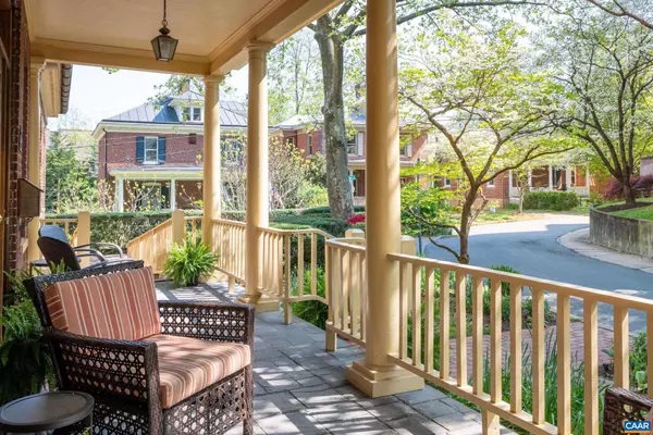 Charlottesville, VA 22902,410 ALTAMONT CIR
