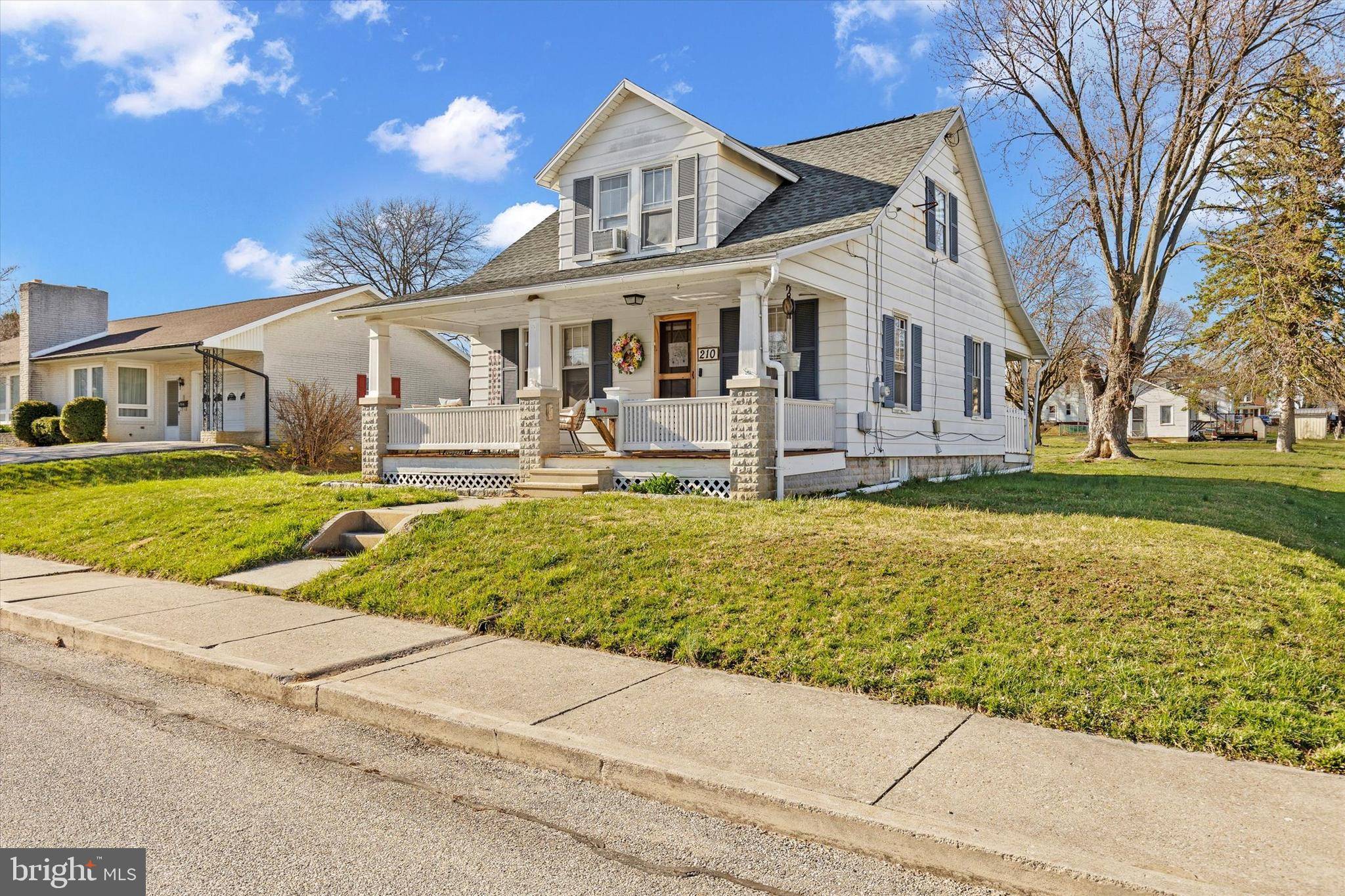 Hanover, PA 17331,210 CHARLES AVE