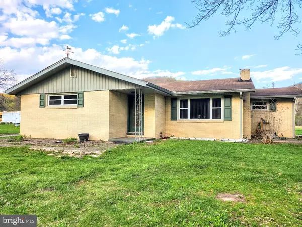 120 NEW HAMPSHIRE RD, Imler, PA 16655