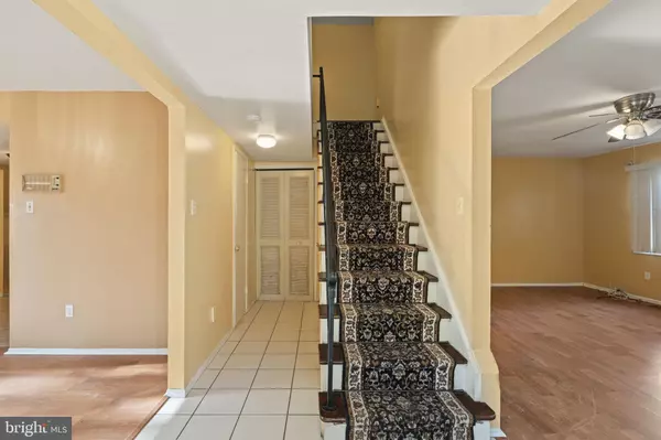 Willingboro, NJ 08046,11 RIVERVIEW PL