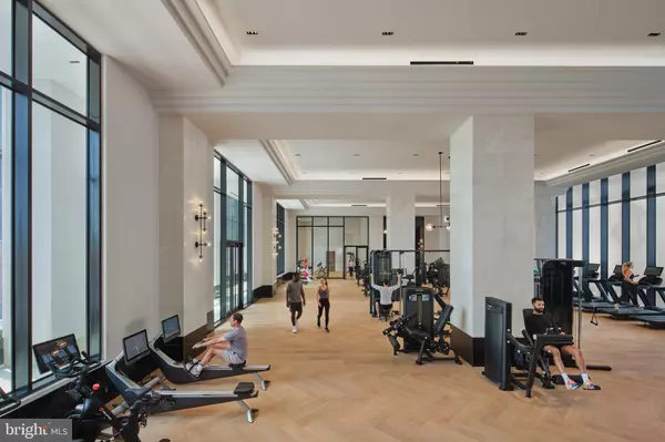 Philadelphia, PA 19147,1001 S BROAD ST #PH 4 BR D