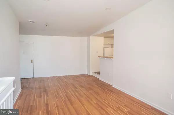 Lancaster, PA 17603,917 COLUMBIA AVE #413
