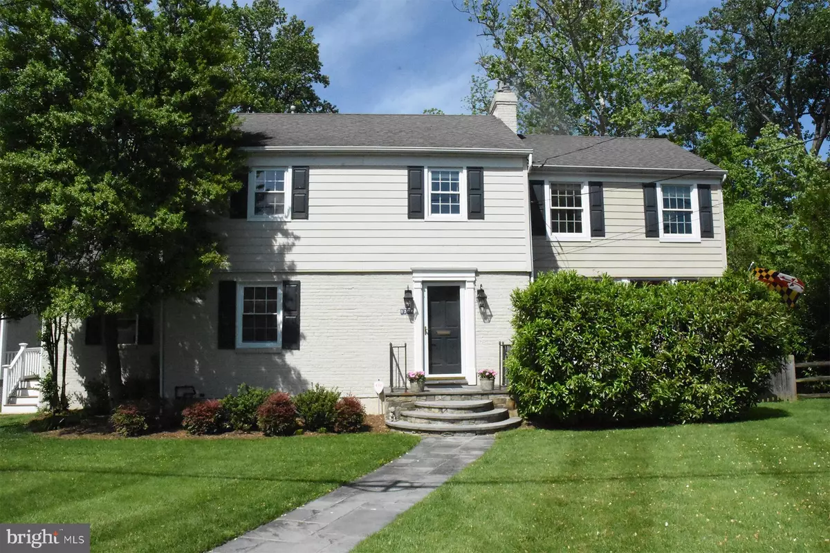 Chevy Chase, MD 20815,8304 DONNYBROOK DR