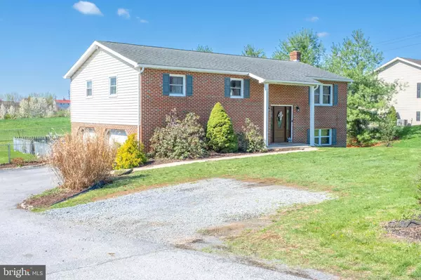 1400 SILOAM RD, Chambersburg, PA 17201