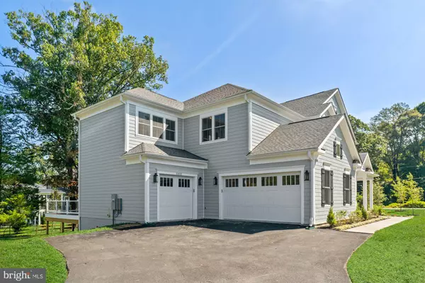 Fairfax, VA 22033,11632 PINE TREE DR