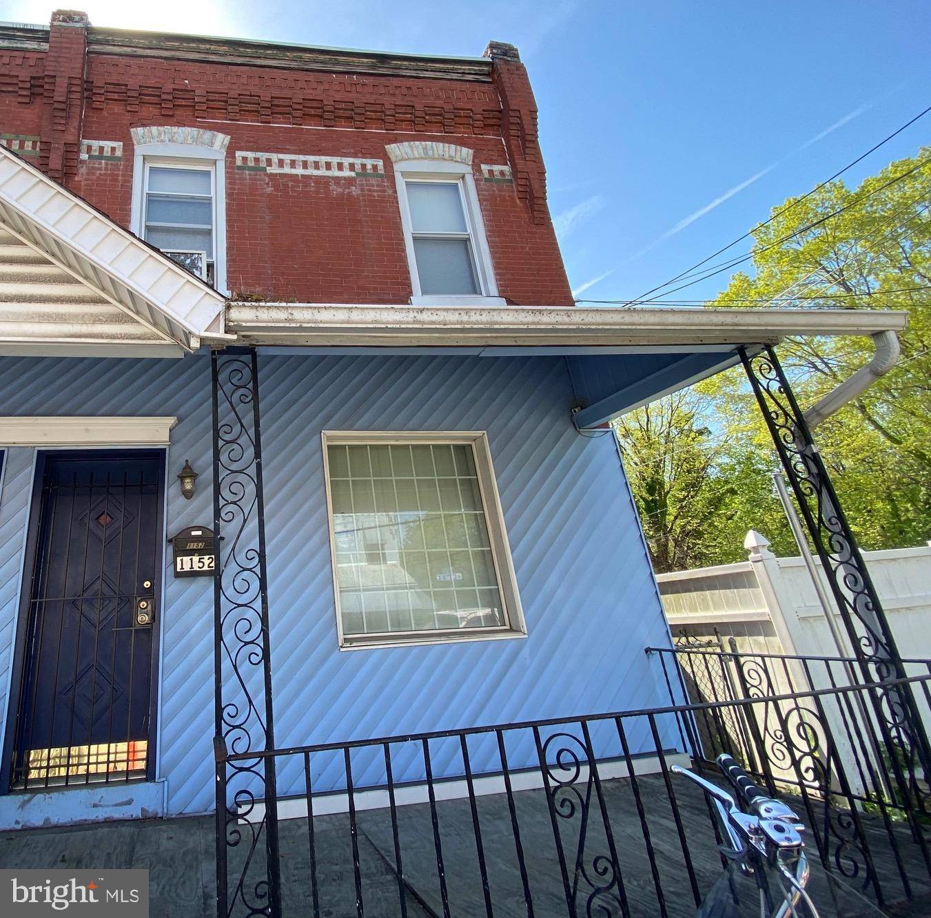 1152 WALNUT ST, Chester, PA 19013