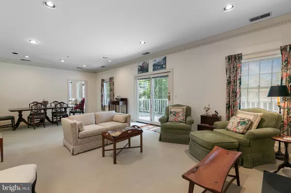 Lutherville Timonium, MD 21093,406 BRIGHTWOOD CLUB #406