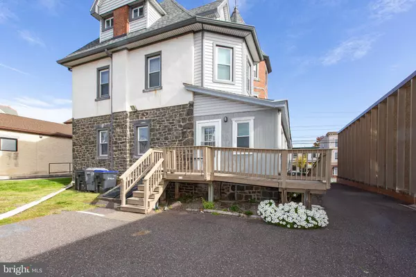 334-1R E MAIN ST, Collegeville, PA 19426