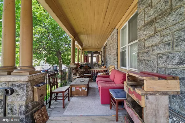 Philadelphia, PA 19143,4820 CEDAR AVE