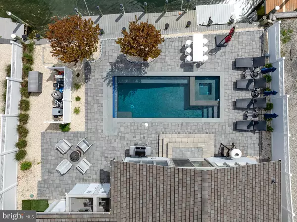 Long Beach Township, NJ 08008,102 ARNOLD BLVD
